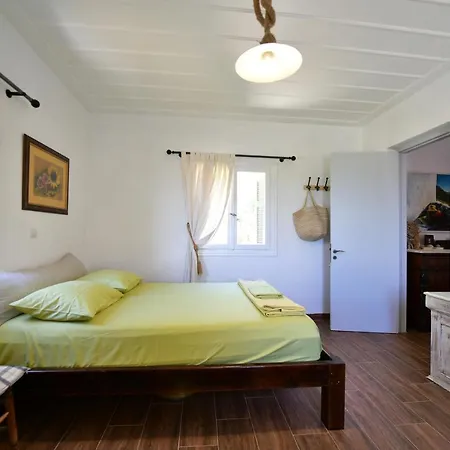 Nelly'S Coastal Family House Villa Hydra  Exterior photo